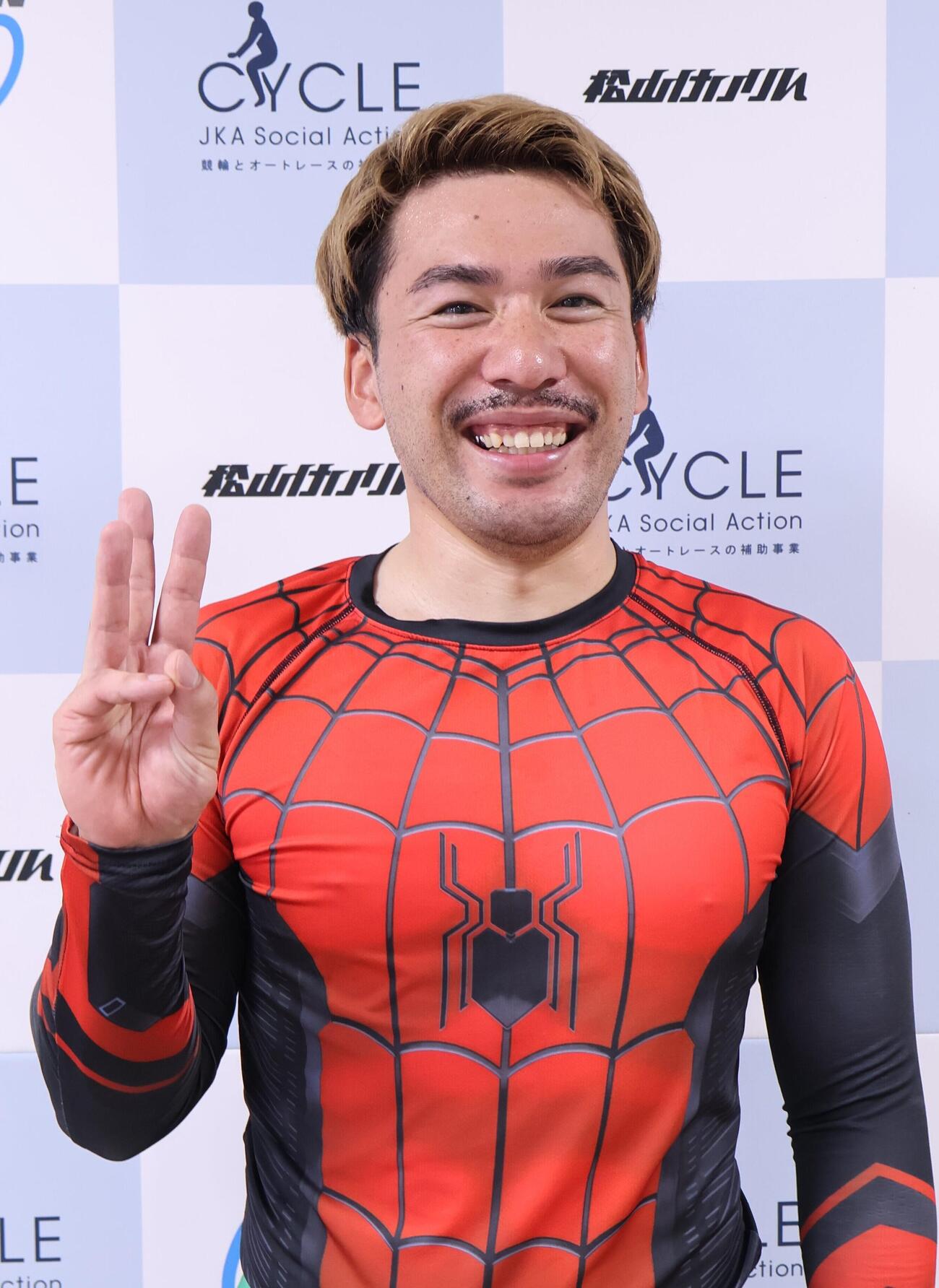 佐々木吉徳がメモリアルの通算300勝を達成した