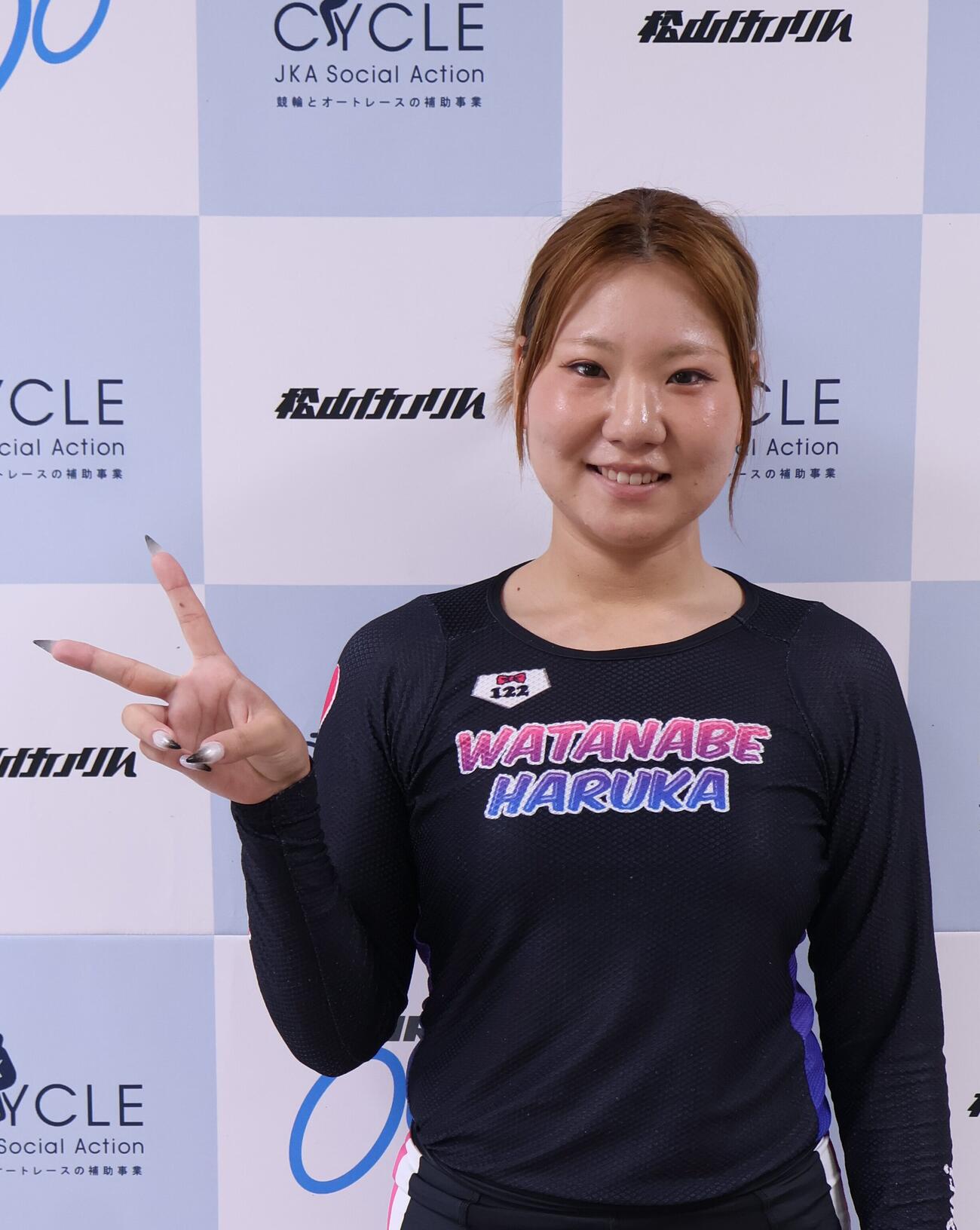 渡部遥が地元バンクで奮戦する