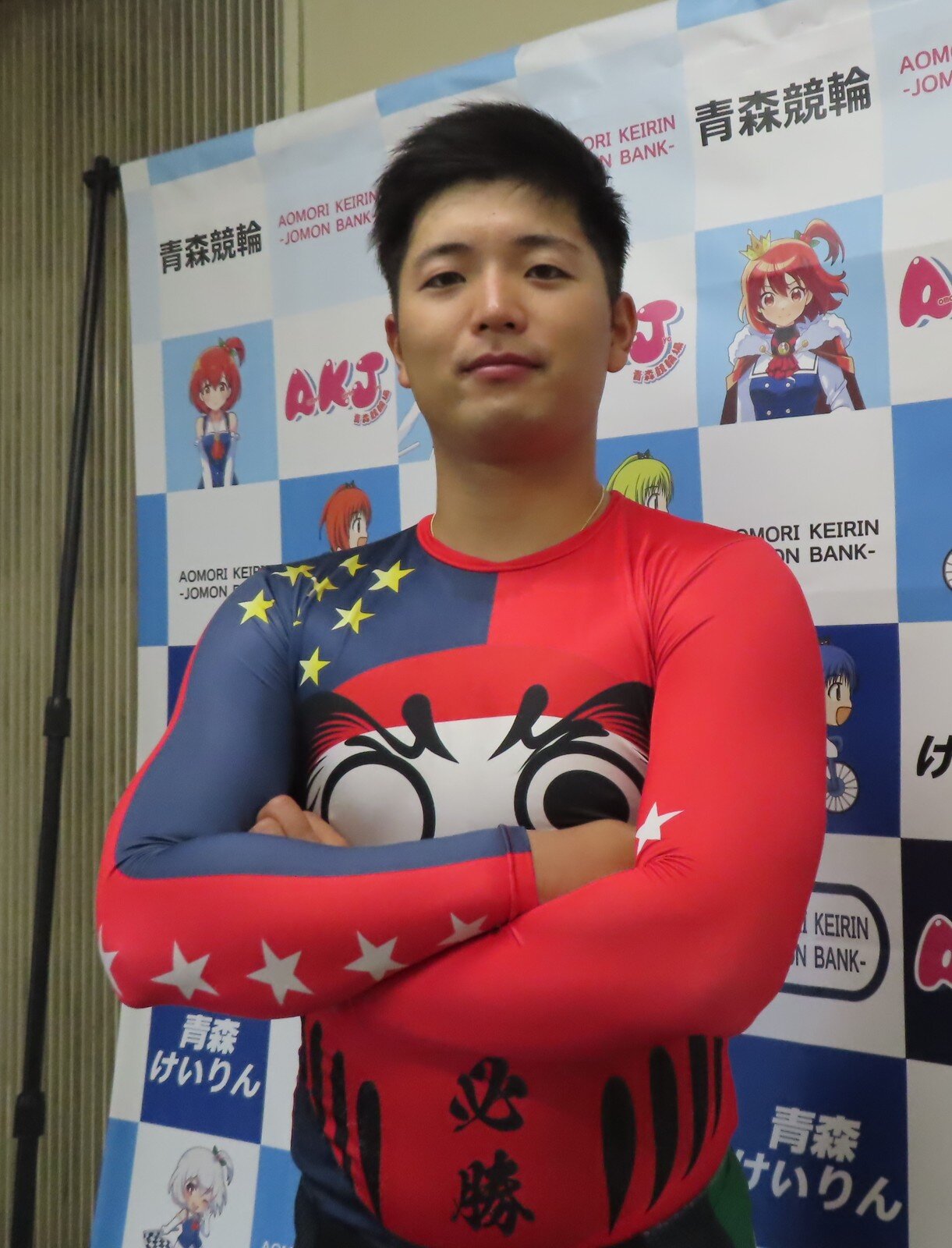 リズムアップへ懸命な比佐宝太（撮影・野島成浩）

