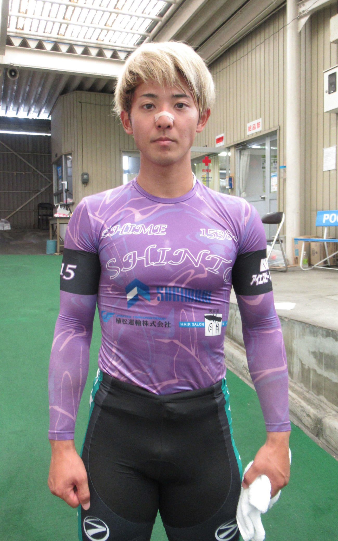 外田心斗が番手まくりで決勝進出を決めた（撮影・山田敏明）