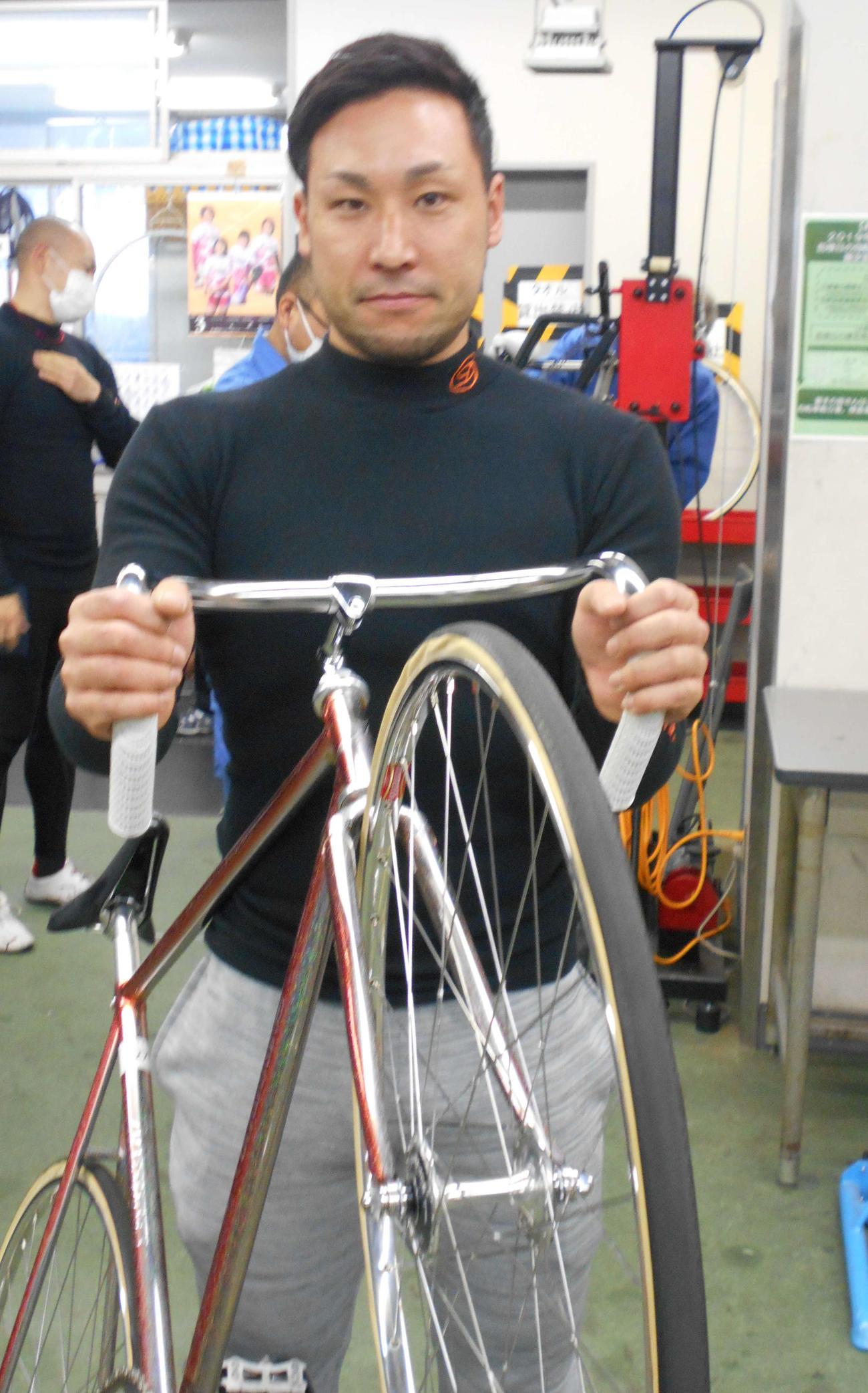 2予11Rは郡司浩平がまくりでしのぐ