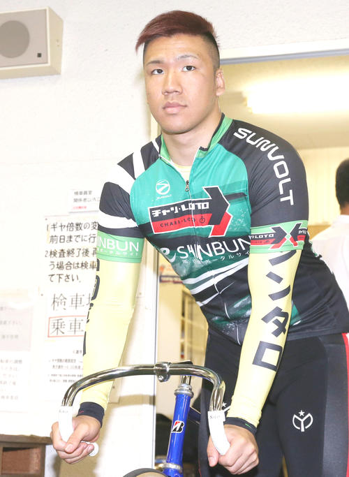 オープニングレースの1番車となった佐々木豪（撮影・上山淳一）