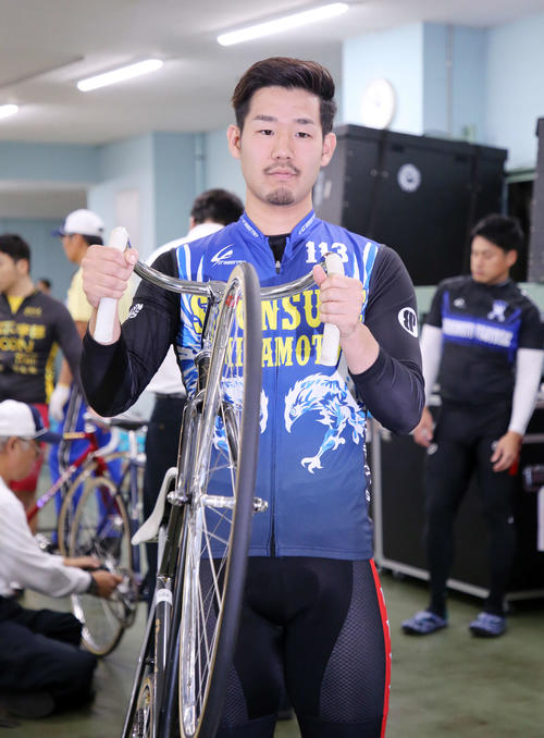 前検を受ける宮本隼輔（撮影・鈴木正人）