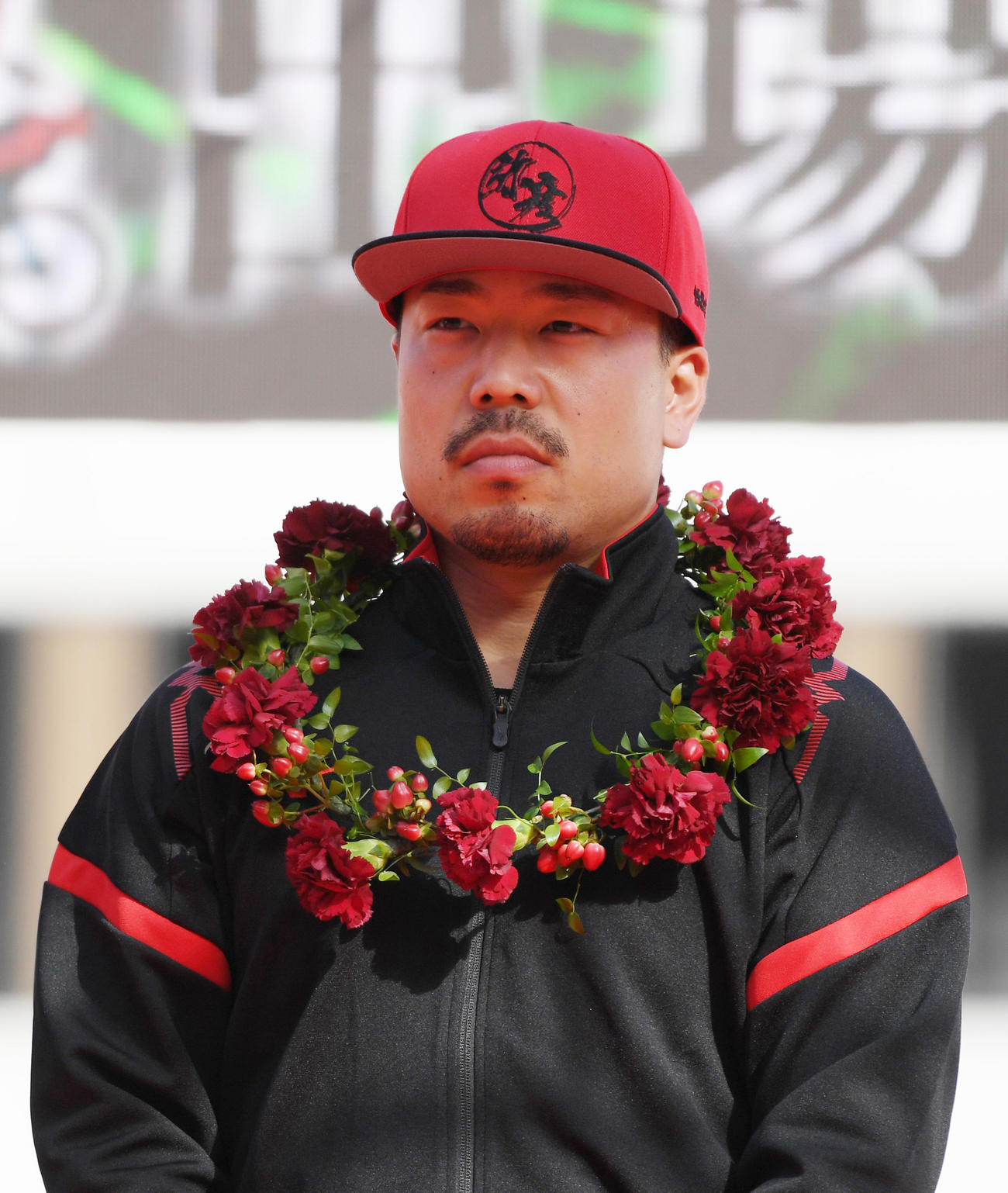 決勝戦出場選手紹介に臨む古性優作（撮影・柴田隆二）