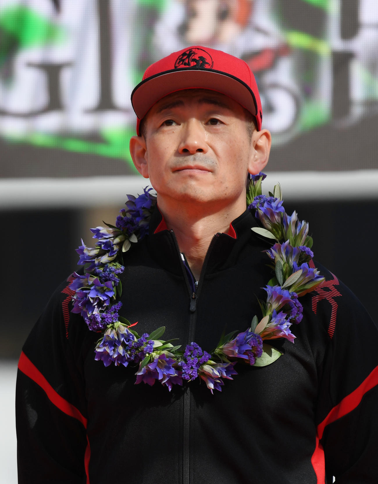 決勝戦出場選手紹介に臨む諸橋愛（撮影・柴田隆二）
