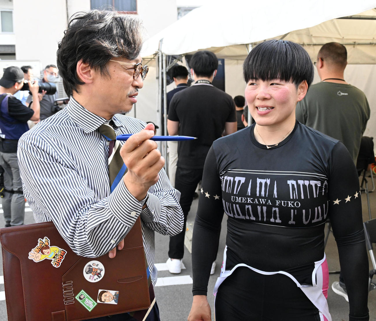 ヤマコウは思い切りよく仕掛けた梅川風子（右）を高評価（撮影・石井愛子）