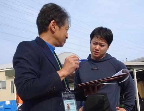 ヤマコウは納得の先行勝負に徹する木村皆斗にエールを送った