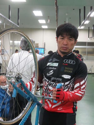 村上義弘 近畿３番手からダービーｖ５狙う 平塚 競輪 日刊スポーツ