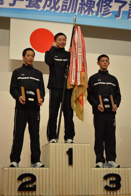 前原大道が123期チャンプ もらった 修了記念 ボート 日刊スポーツ