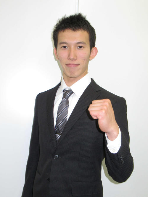 7月デビューを控えて抱負を語った脇本雄太の弟勇希（撮影・山田敏明）