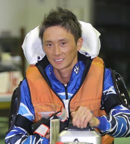 峰竜太