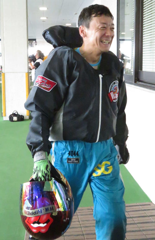 湯川浩司が気迫の逆転激で4日目連勝、予選突破を決めた