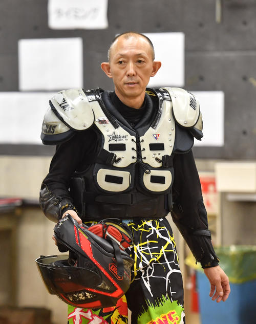 優勝戦に向かう若井友和（撮影・柴田隆二）