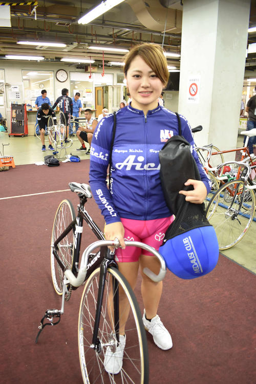  Foto zu 鈴木樹里、高地トレ成果出しVの師匠に続け！／平塚 - 競輪写真ニュース : 日刊スポーツ 