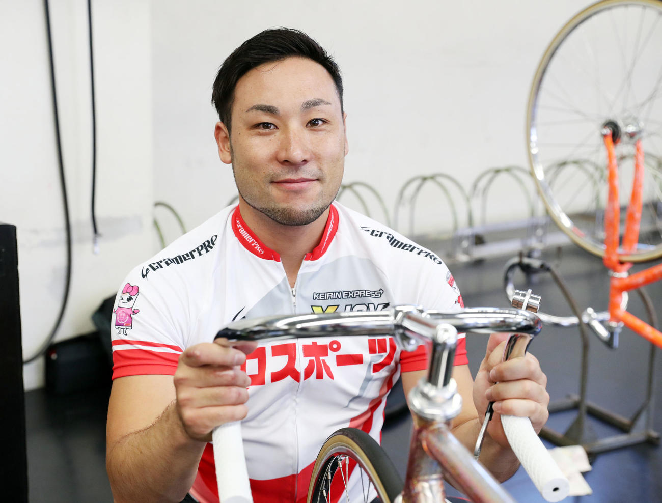 郡司浩平 賞金7位もG1狙って弾みつける／向日町 - 競輪写真ニュース