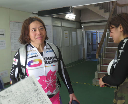 加瀬加奈子 愛娘のためにｖ照準 頑張るよ 取手 競輪写真ニュース 日刊スポーツ