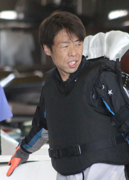 優勝戦は江夏満が枠有利に押し切る（撮影・中牟田康）