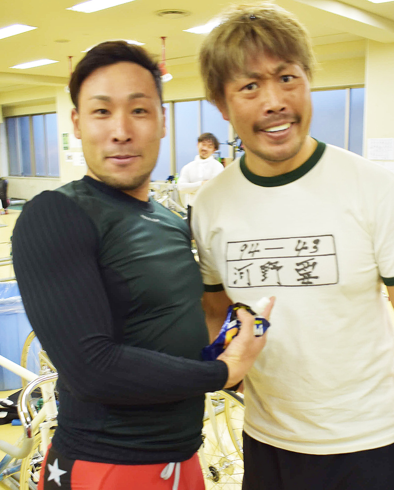 準決12Rで連係する郡司浩平（左）と松坂洋平