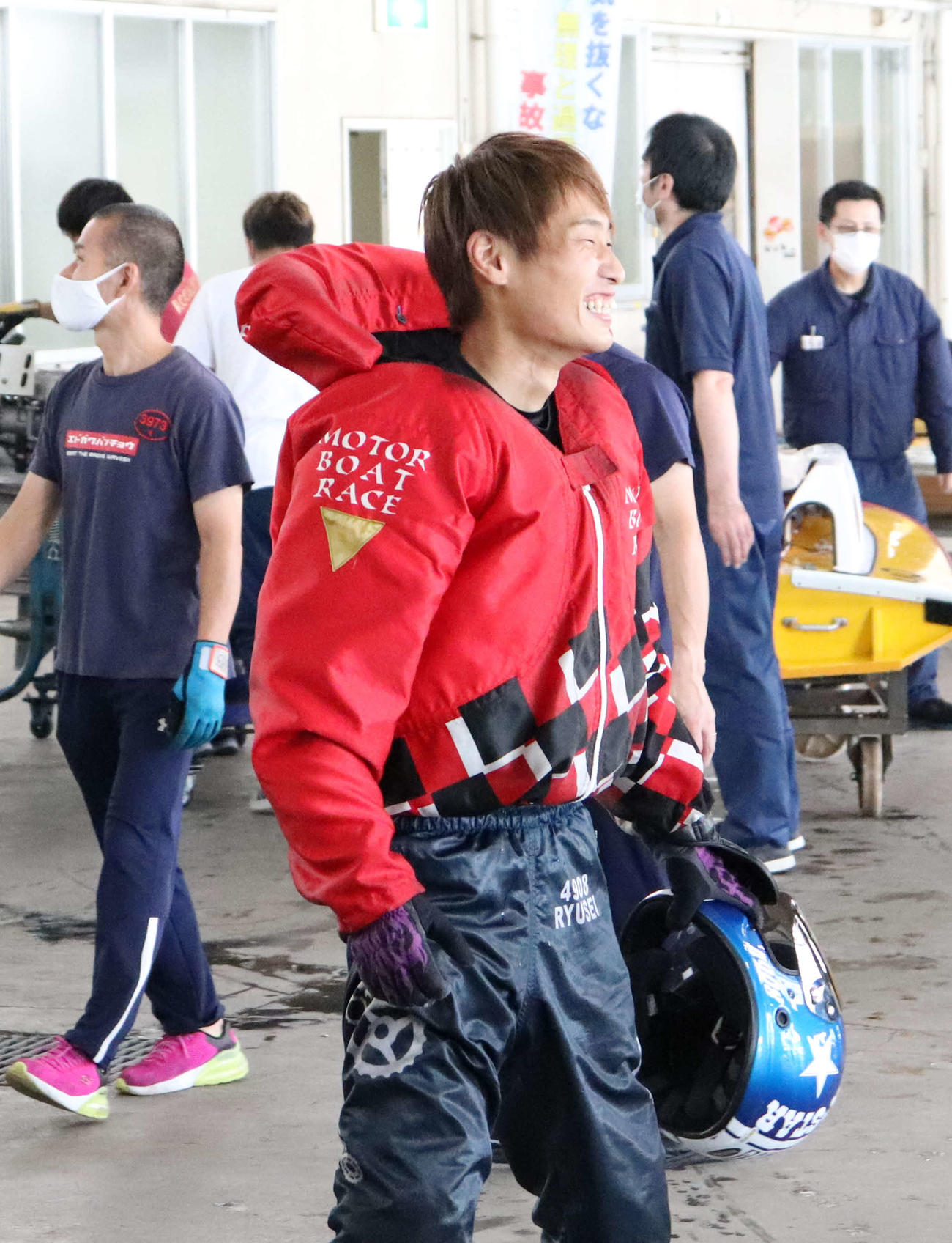 上田龍星が会心の勝利に思わずにっこり（撮影・工藤浩伸）