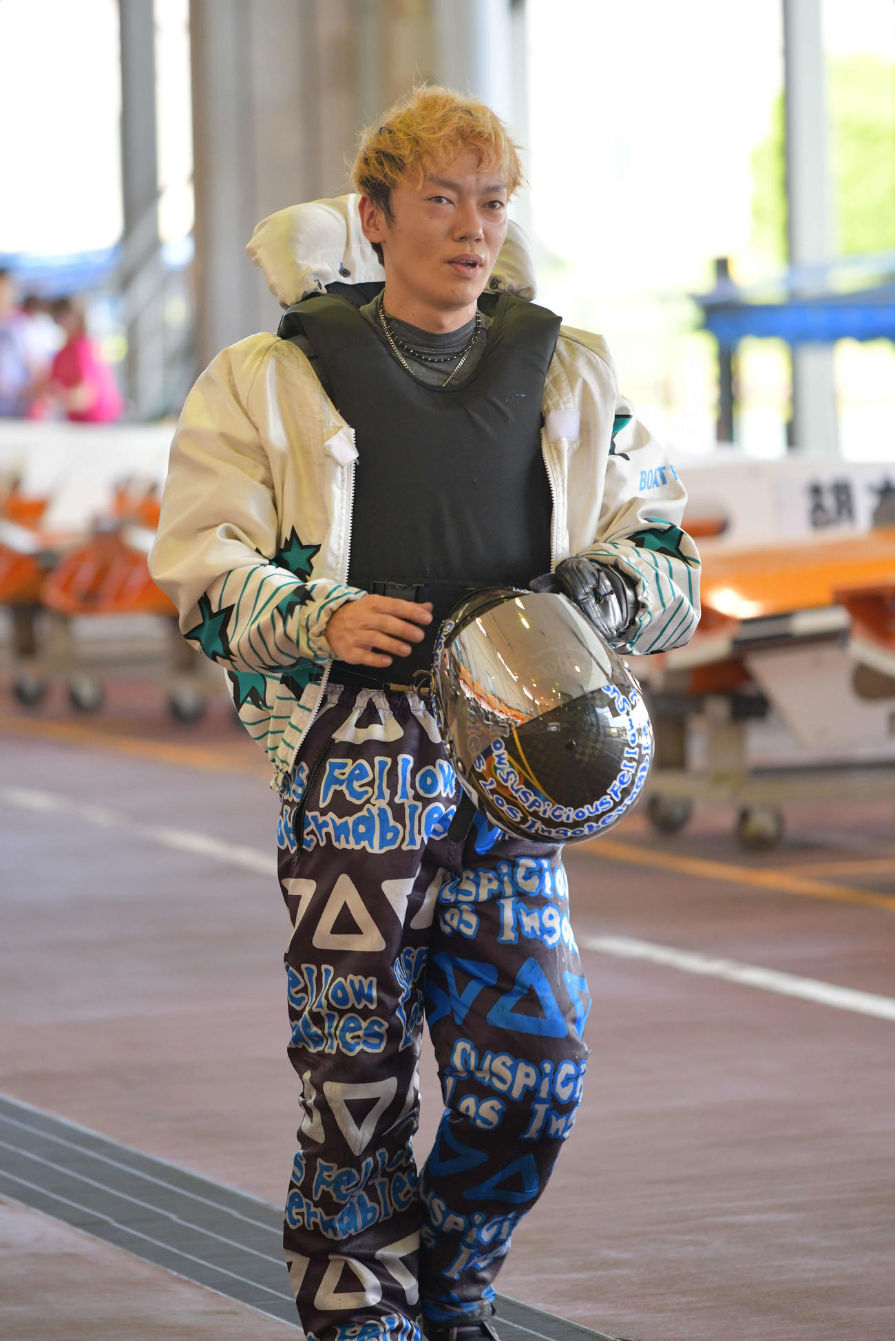 激戦の12R優勝戦、山口達也が今年初優勝へ逃げる