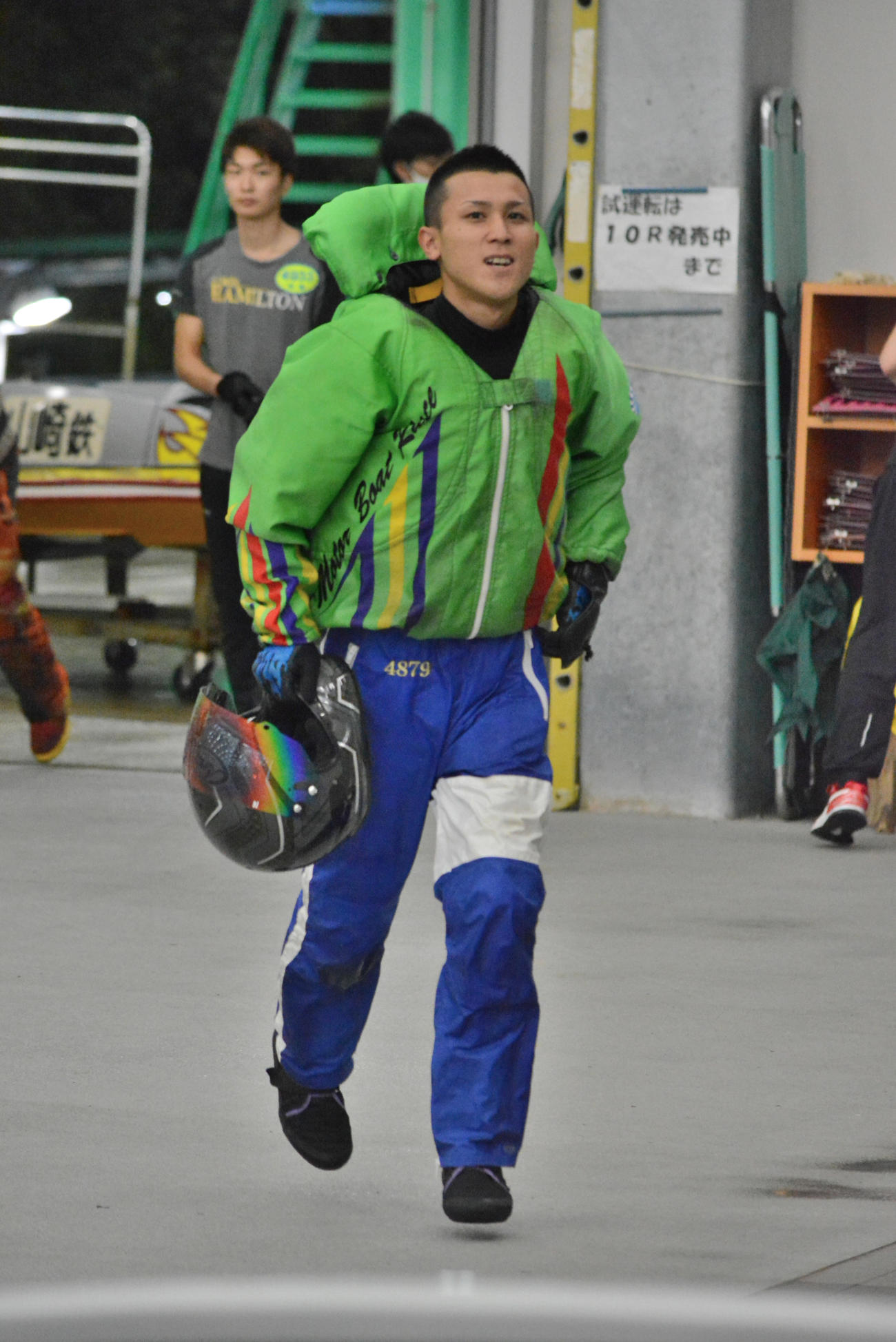 山崎鉄平は準優10Rで6枠から2着に食い込み優出を果たした