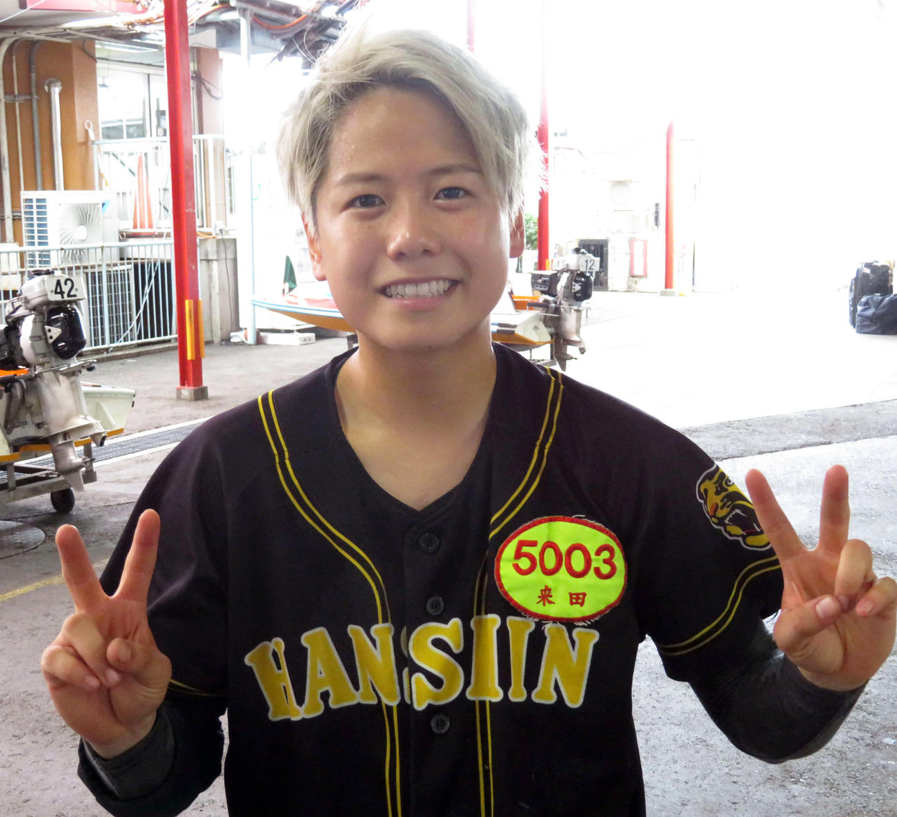 来田衣織は大の阪神ファンで近本光司を応援している（撮影・古村亮）
