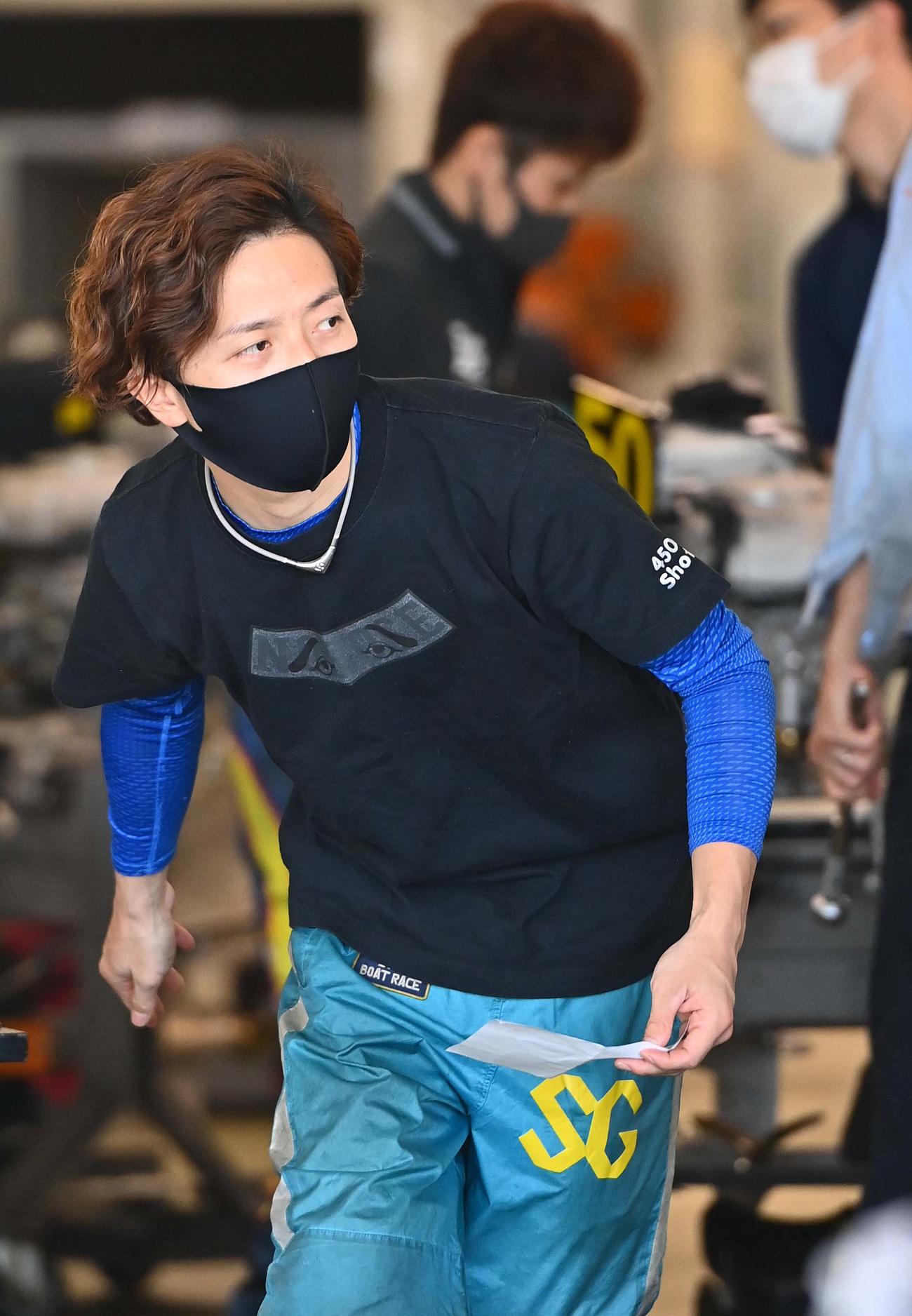 前田将太が53号機の仕上がりに納得の様子を見せた