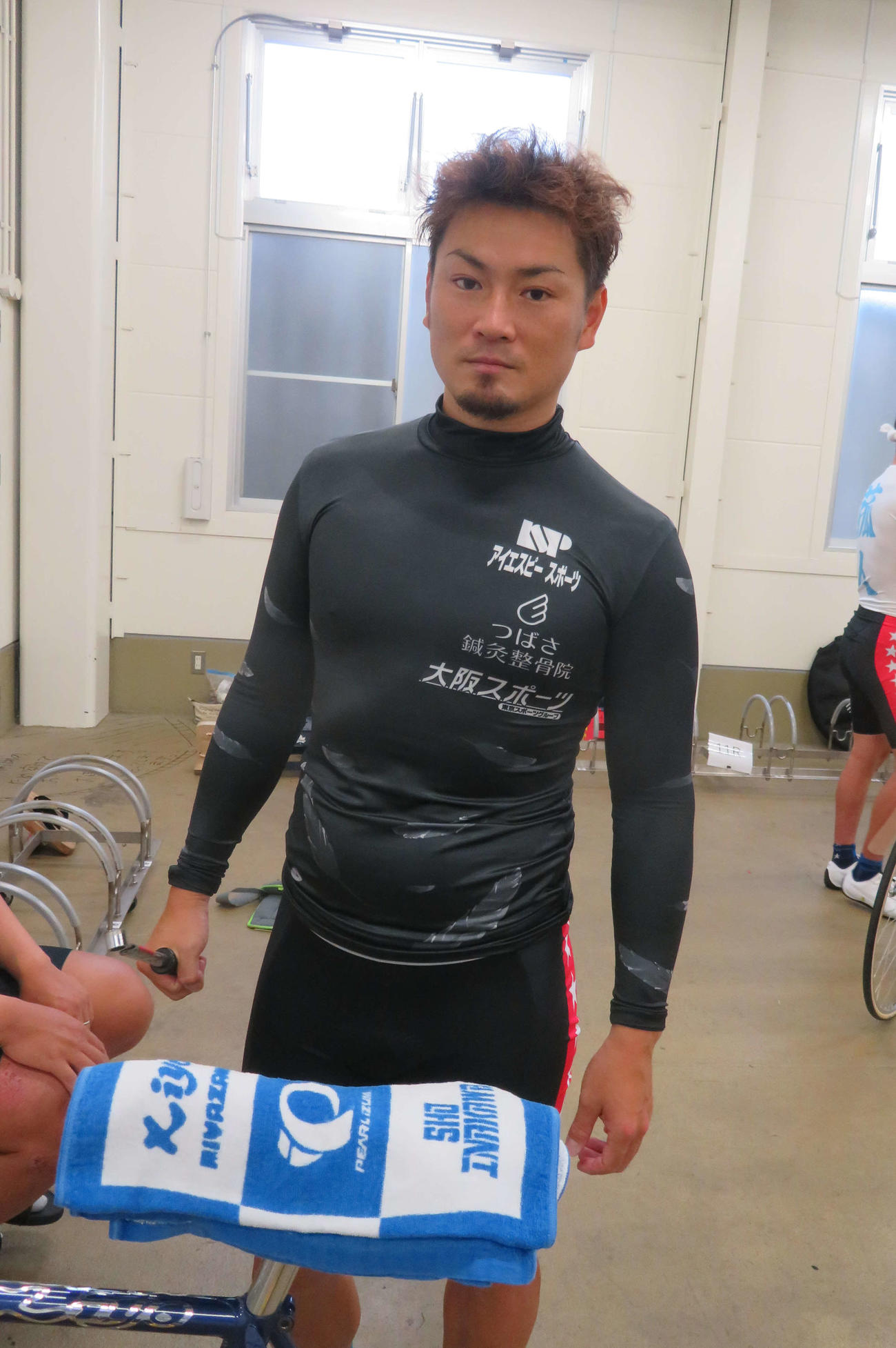 決勝12Rは、稲川翔が元砂勇雪の番手から優勝を狙う