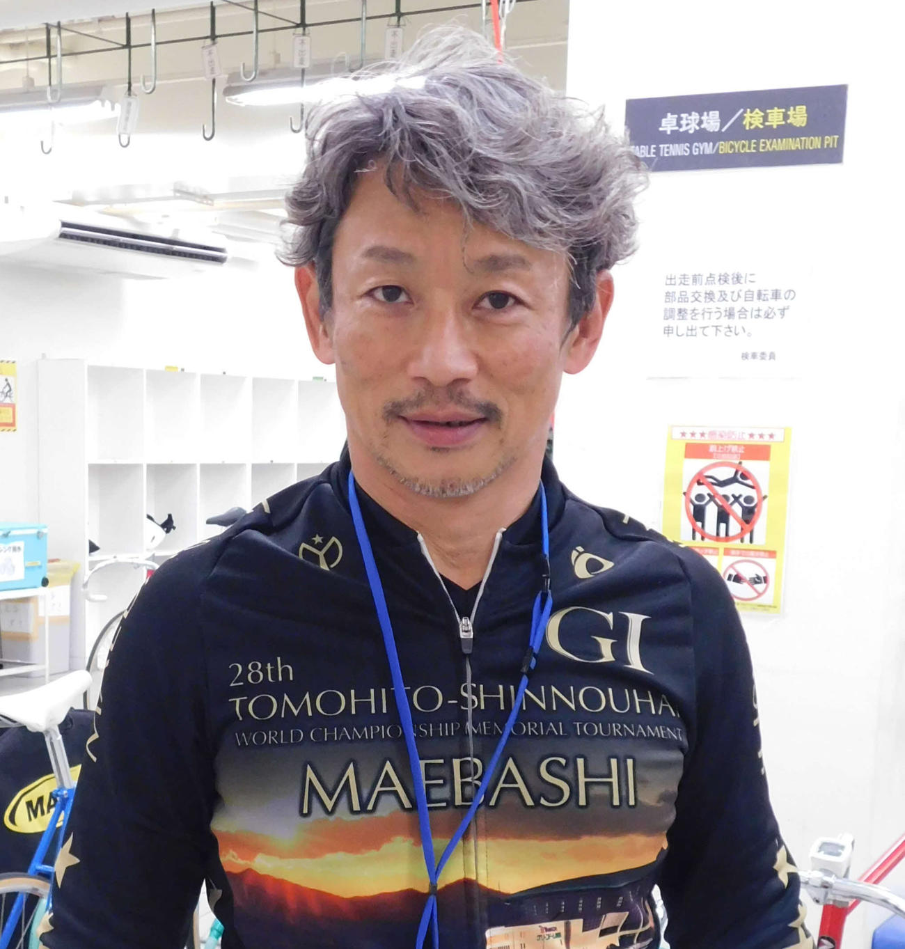 弟子の成長に目を細める山口富生