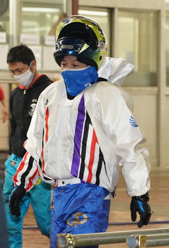 準優10Rで1着の毒島誠（撮影・森本幸一）