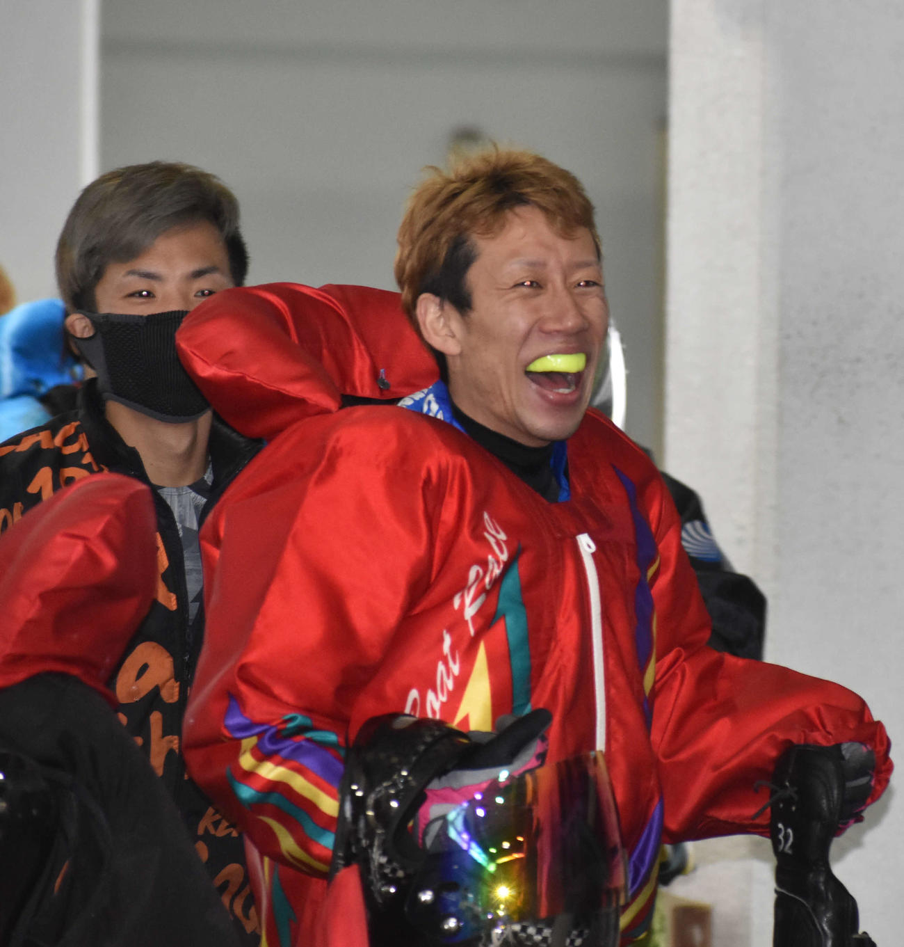 4日目10R、カドまくりを決めて勝負駆けに成功した松尾昂明（撮影・平田英治）