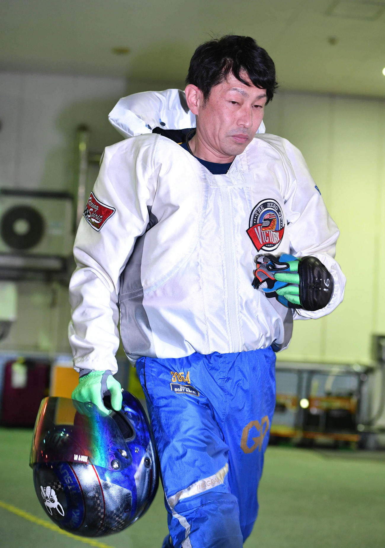 8Rを制した吉川元浩（撮影・岩下翔太）