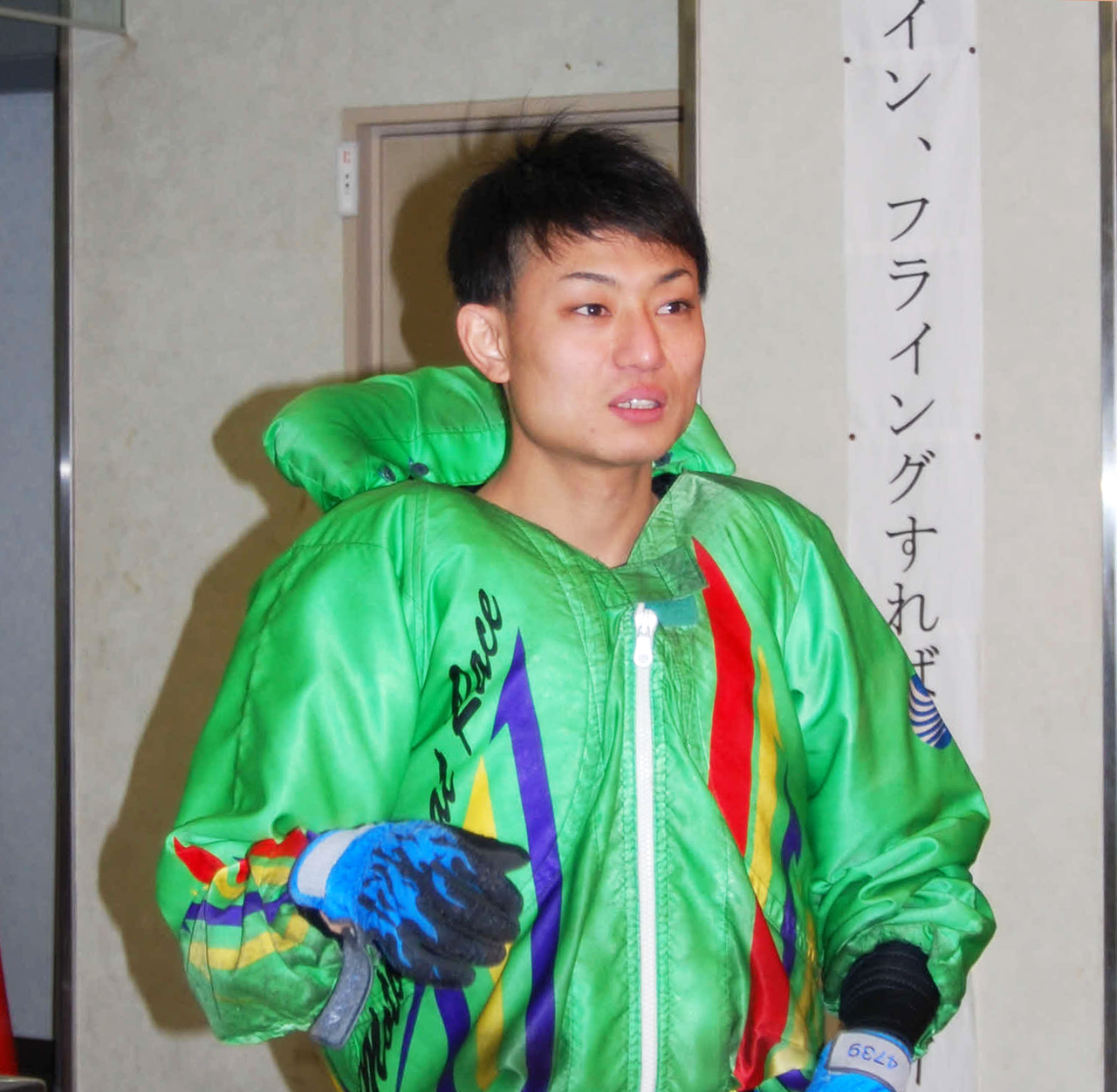 1枠を奪えなかった悔しさをぶつけてカドから優勝を狙う中村晃朋（撮影・神田成史）