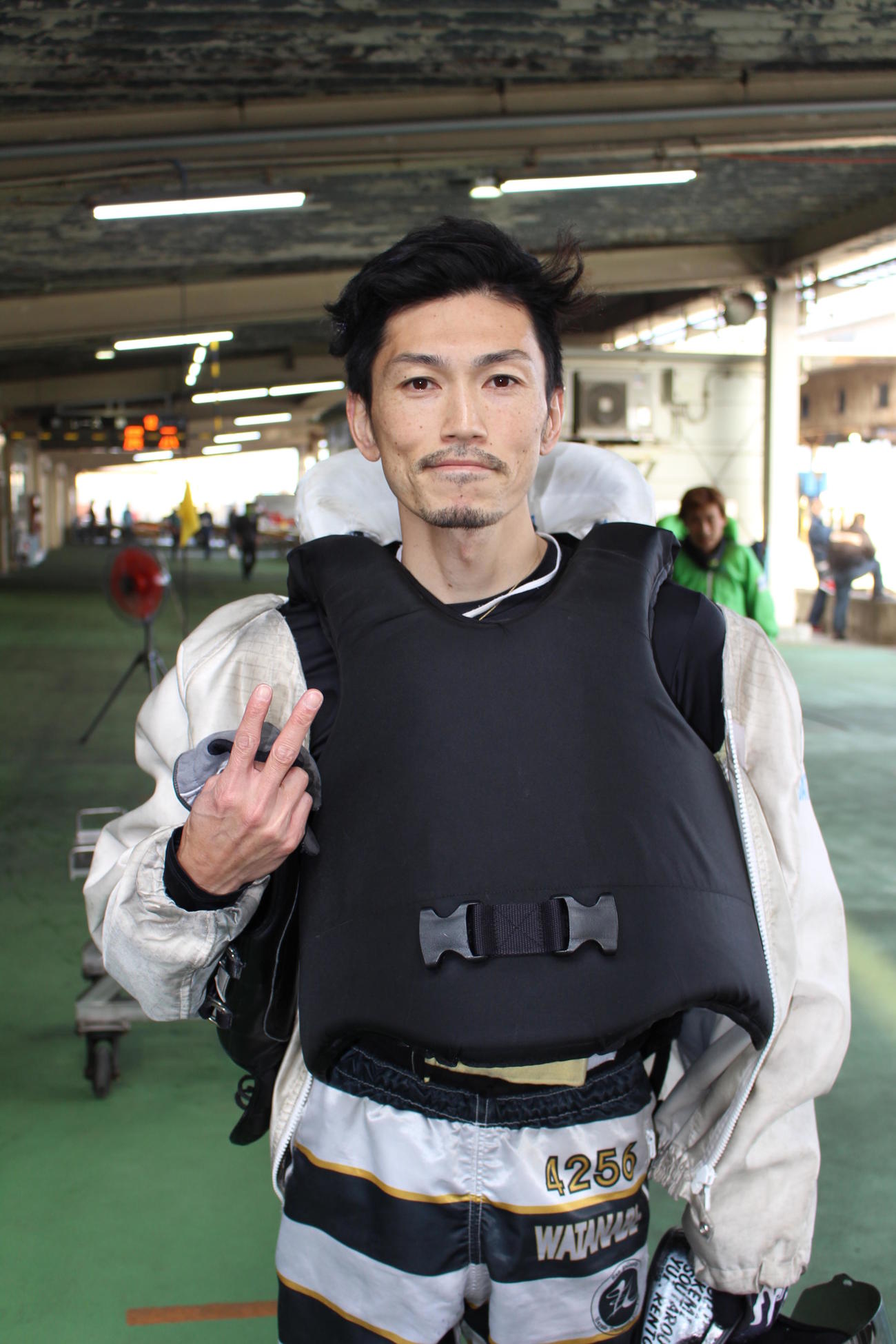 準優11Rを逃げ切った渡辺浩司は、宮島2度目のVへ優勝戦2枠から勝負に徹する