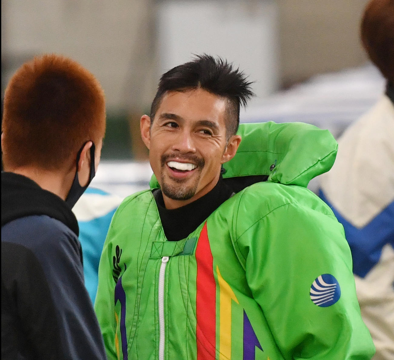 12Rトライアル2nd2回戦で2着の菊地孝平は笑顔を見せる（撮影・柴田隆二）