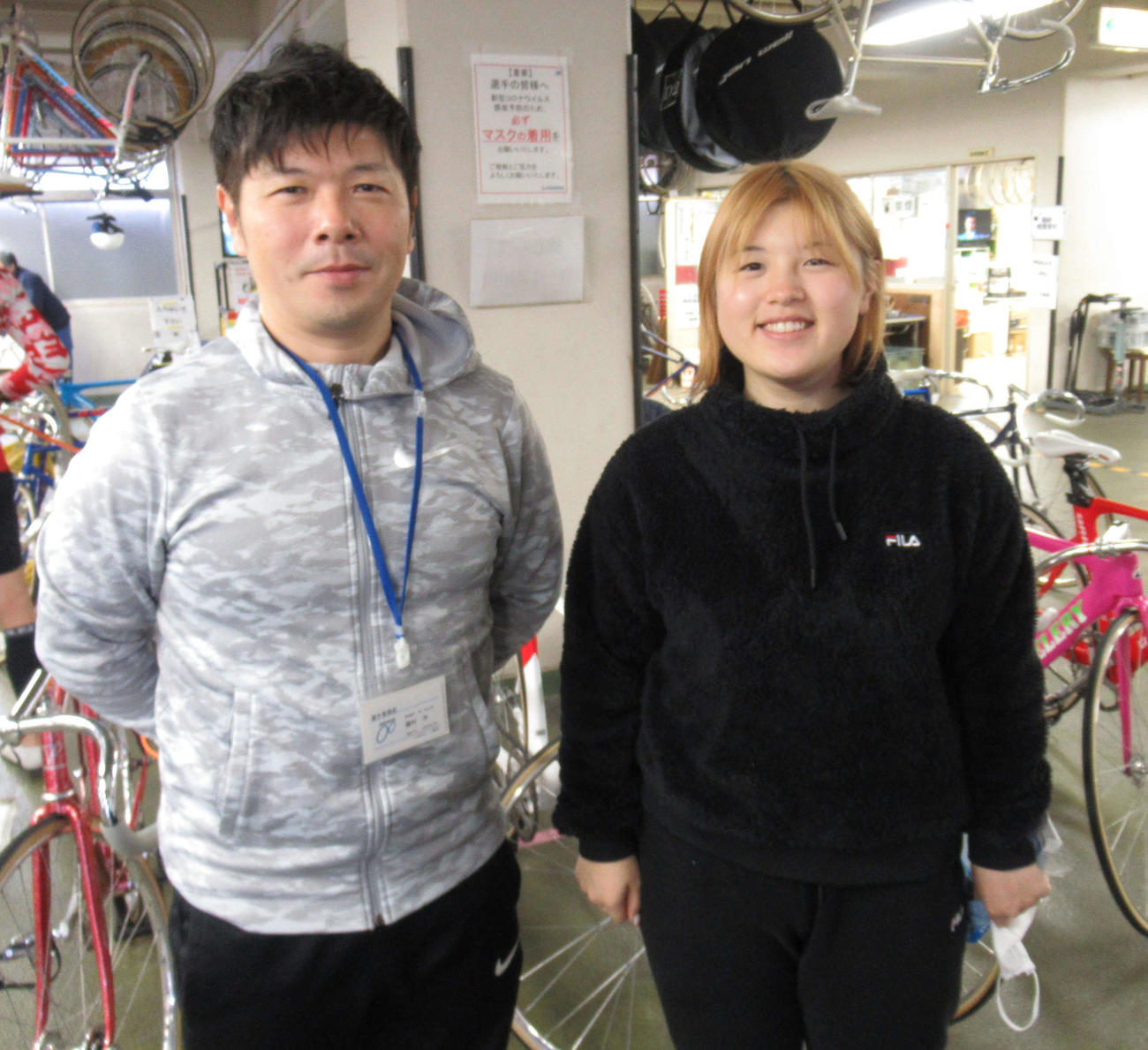 国村洋（左）と国村美留莉が親子参戦でともに上位を目指す（撮影・山田敏明）