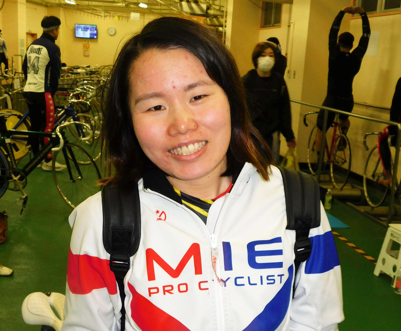 太田美穂が久米詩、石井貴子の2強を相手に地元Vを狙う（撮影・村上正洋）