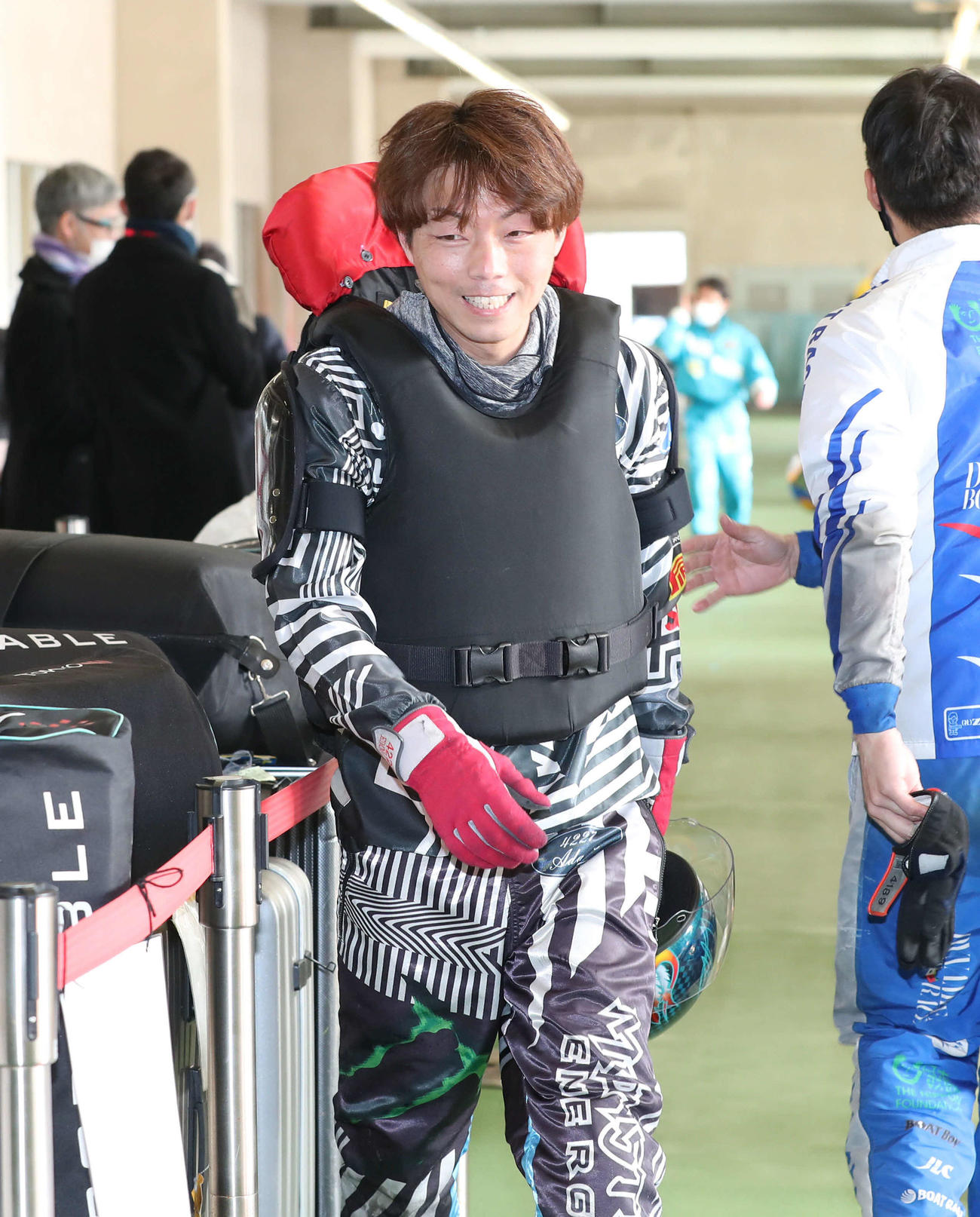 安達裕樹