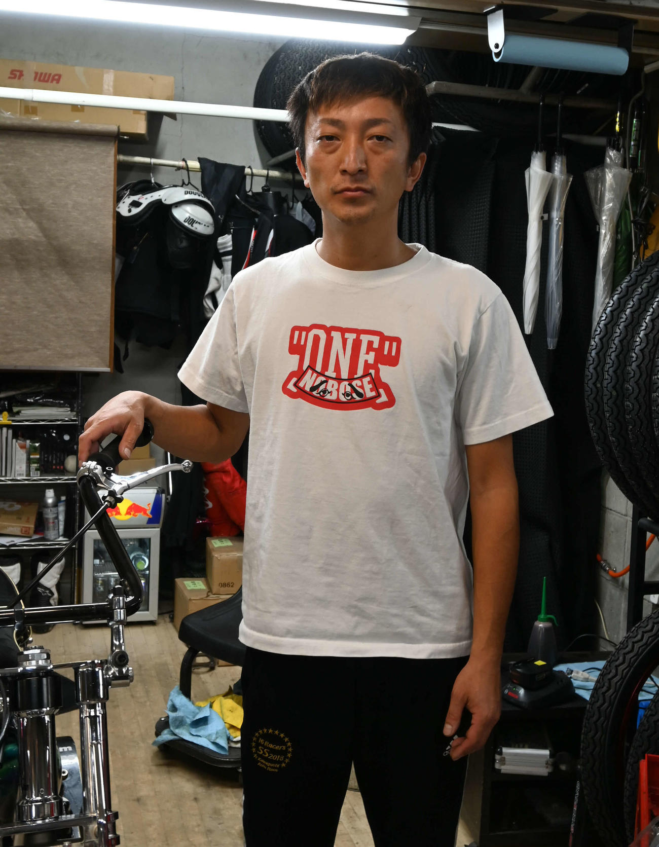 荒尾聡が連続Vを目指し、初日から波に乗る