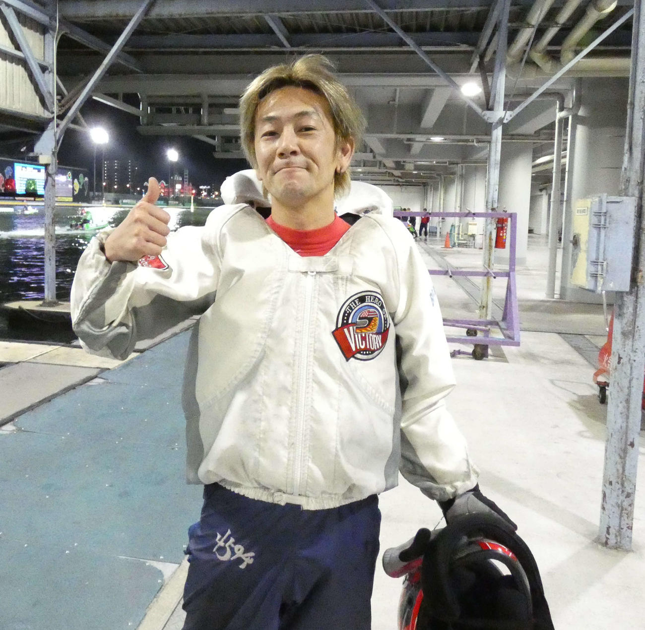 連勝ゲットで上機嫌の谷川祐一（撮影・前原一樹）