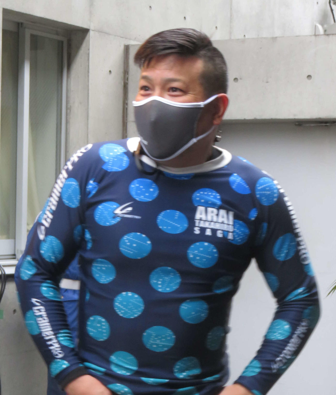 貫禄の準決一番乗りを決めた荒井崇博（撮影・栗田文人）