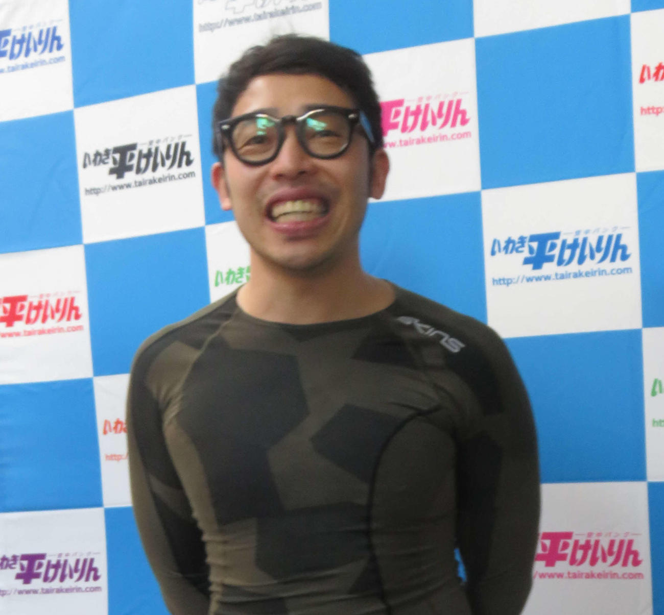 地元“凱旋（がいせん）”勝利を飾った早坂秀悟（撮影・栗田文人）