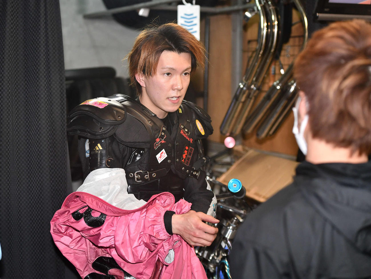 8R、勝利した鈴木圭一郎（撮影・岩下翔太）