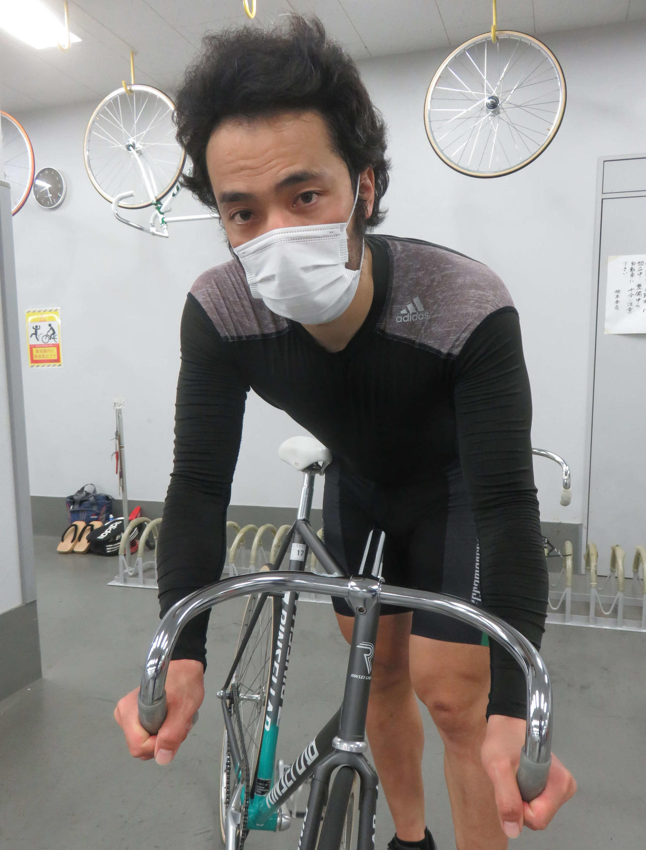 地元Vを狙う菅谷隆司（撮影・栗田文人）