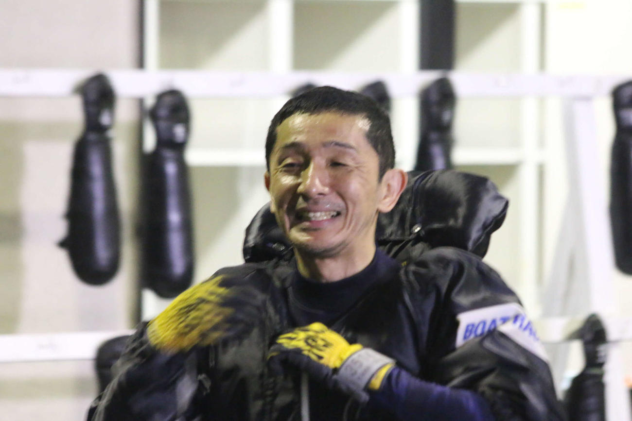 山一鉄也は優勝戦で、4カドからベテランの技を見せる