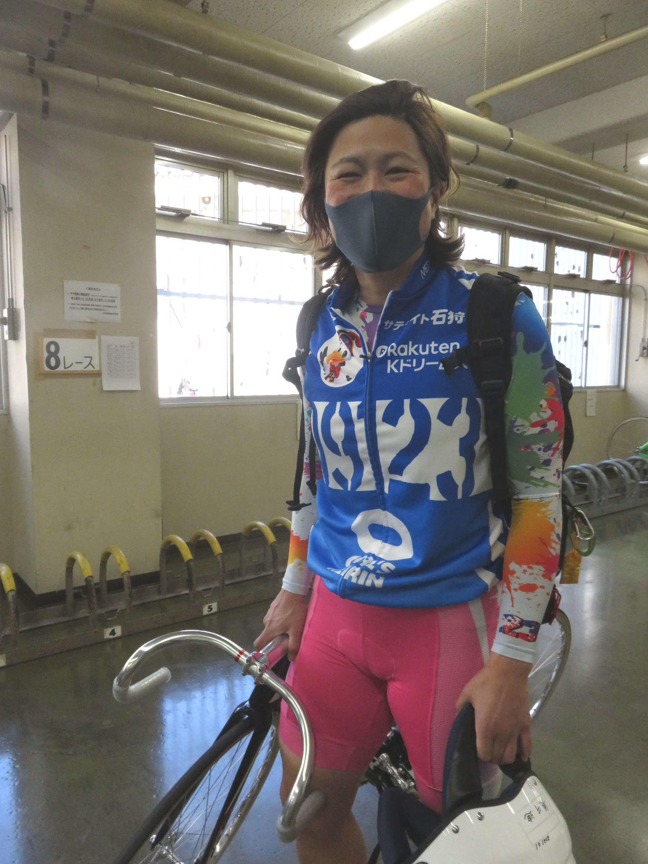女王のセッティングを習得中の奥井迪