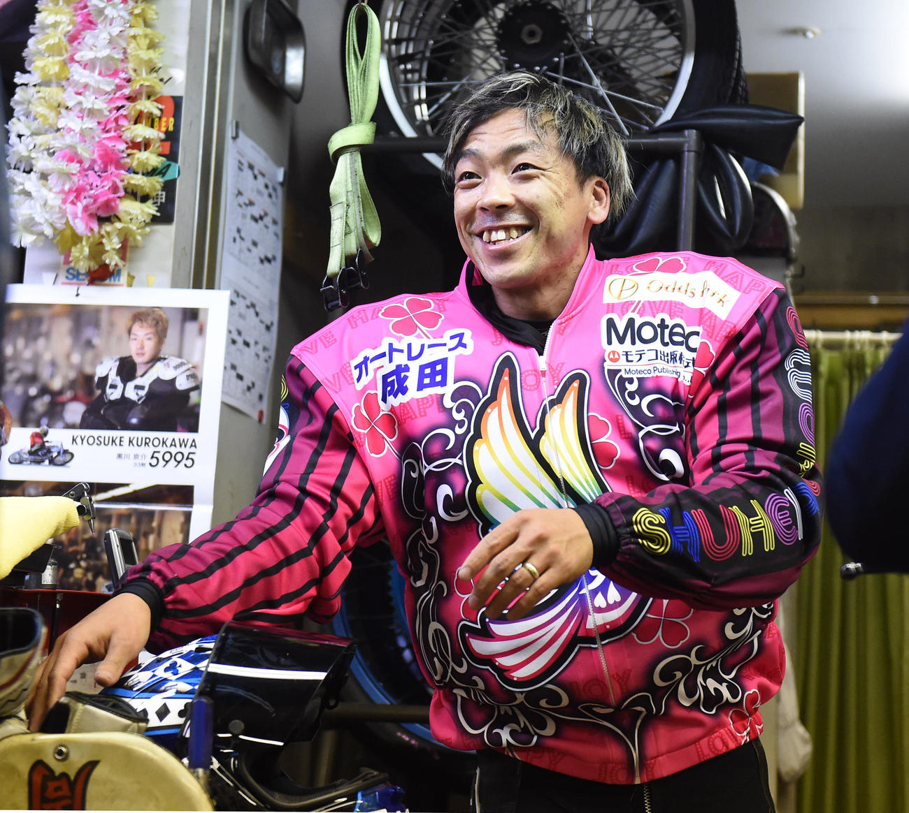 準々決勝戦12R2着の青山周平は笑顔を見せる（撮影・柴田隆二）