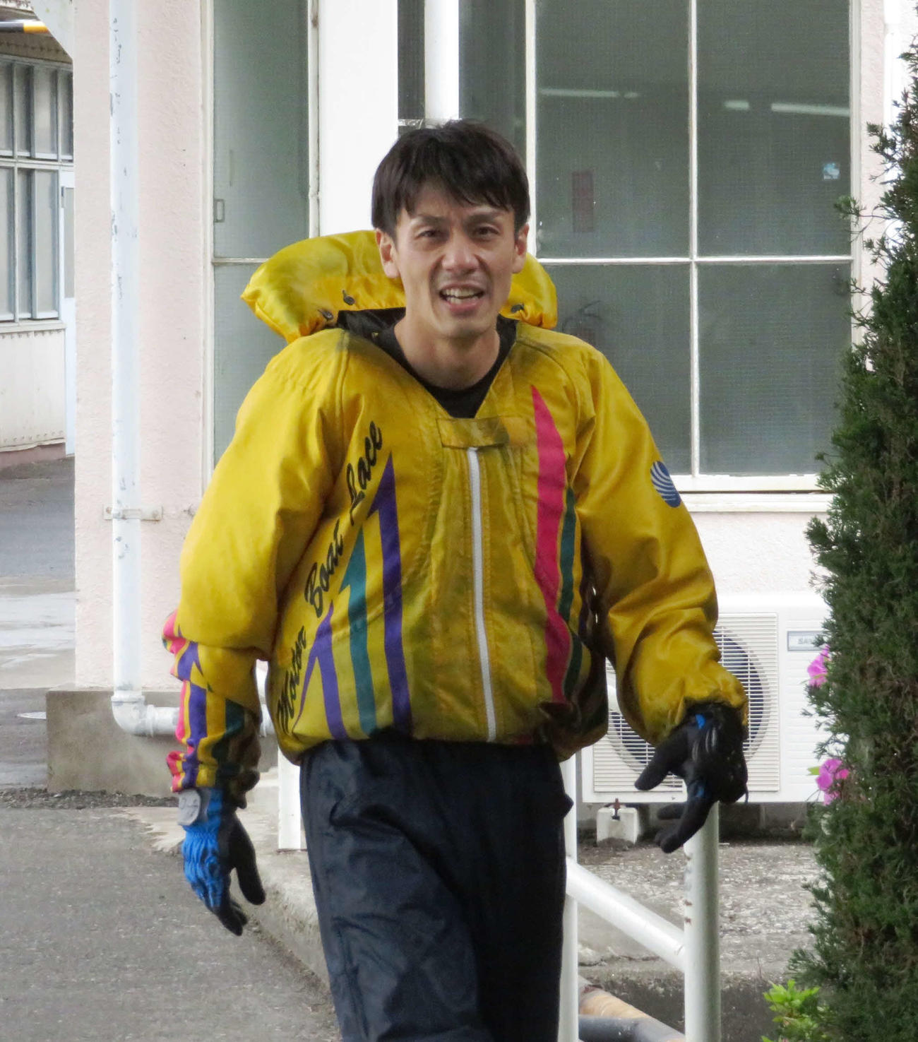 4075中野次郎がドリーム2ndでインから押し切る。（撮影・古村亮）