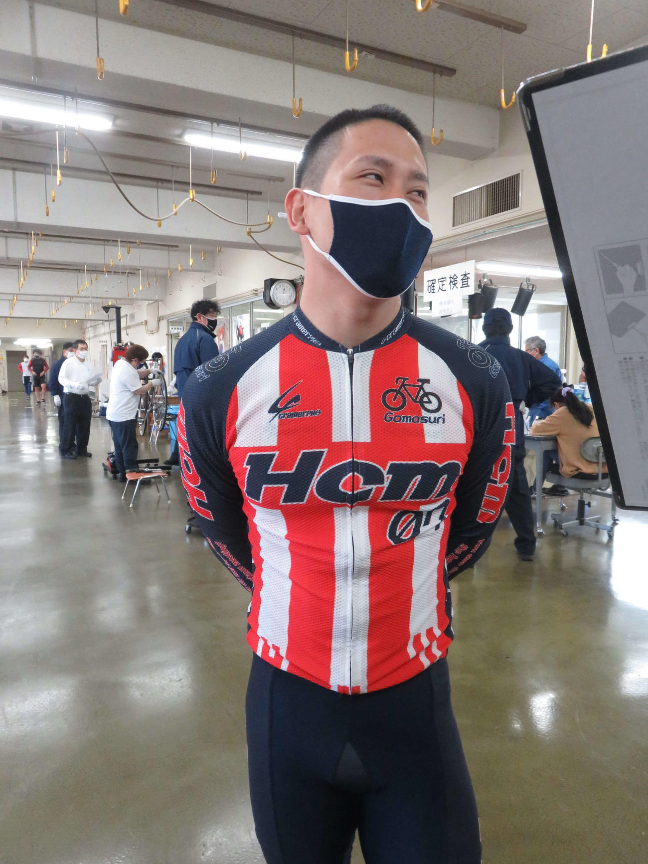 S級特昇を逃した土屋壮登は苦笑いで取材に応じる