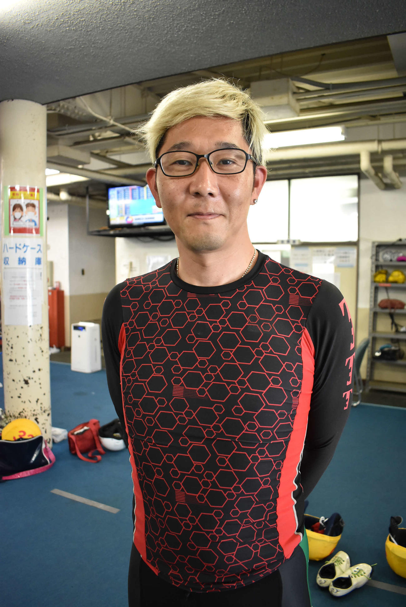山中貴雄が南関後位から強襲を狙う